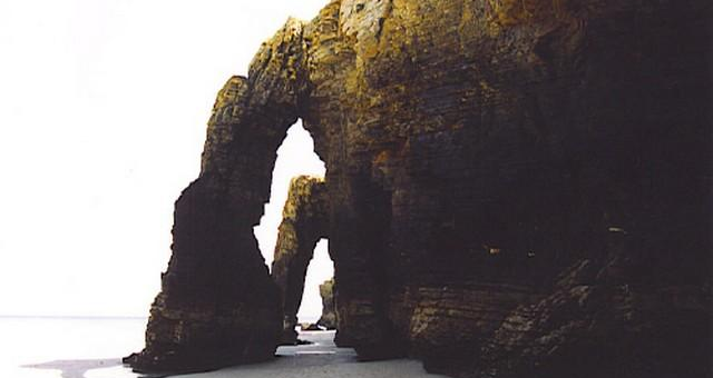 Imagen de la playa Las Catedrales
